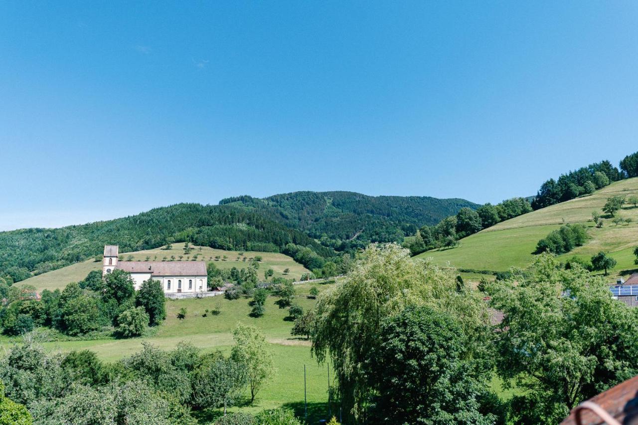 Moderne 2 Zi.-Fewo Blackforest Art Barrierefrei Naehe Freiburg Simonswald Zewnętrze zdjęcie
